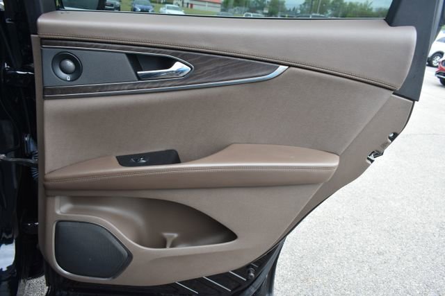 Used 2018 Lincoln MKX Reserve w/ Driver Assistance Package AWD/4WD image 48