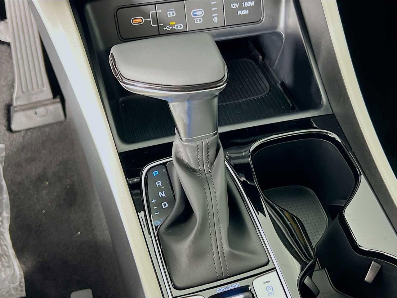 New 2025 Hyundai Tucson SEL image 13