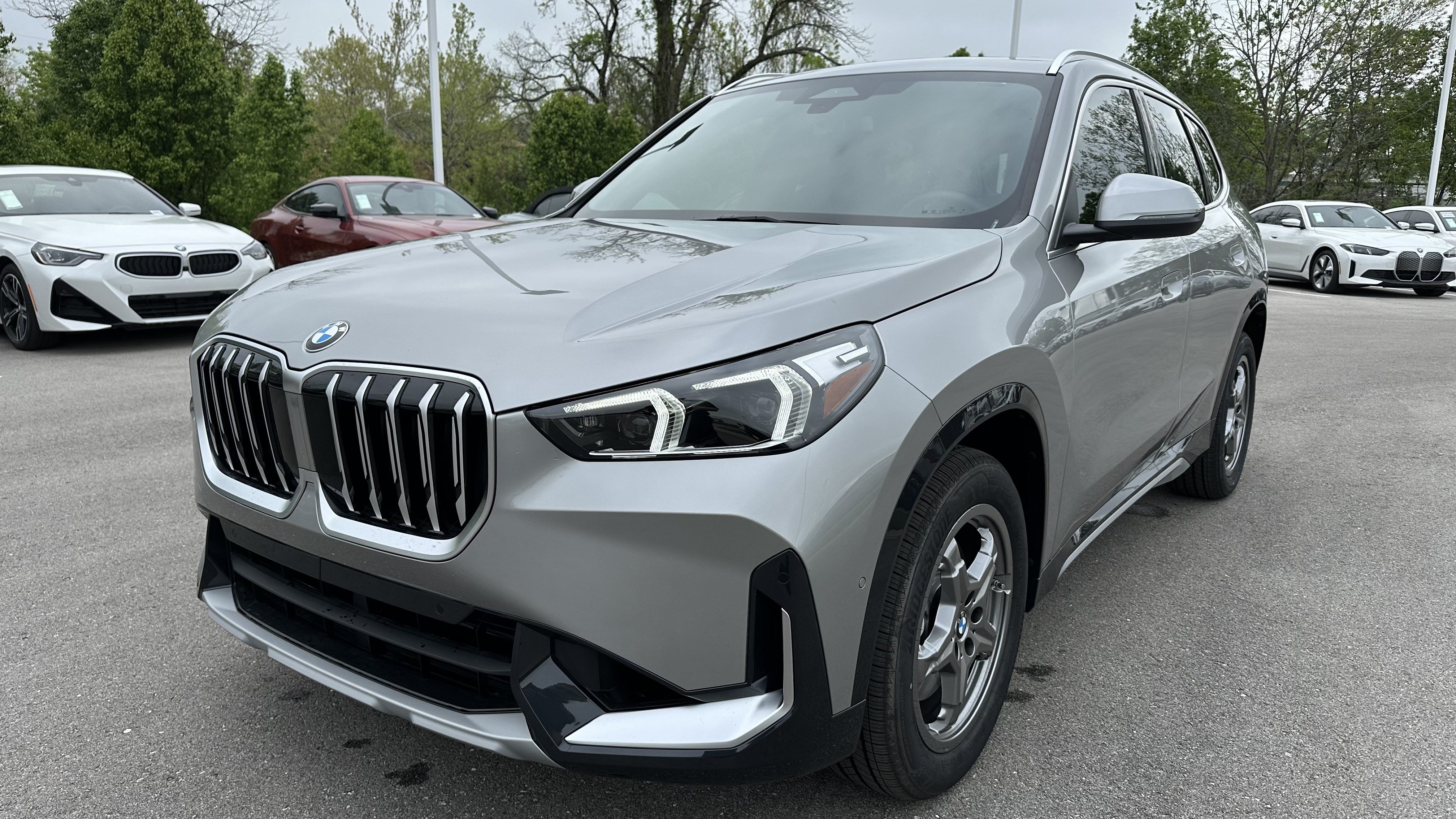 Used 2025 BMW X1 xDrive28i w/ Convenience Package AWD/4WD image 5