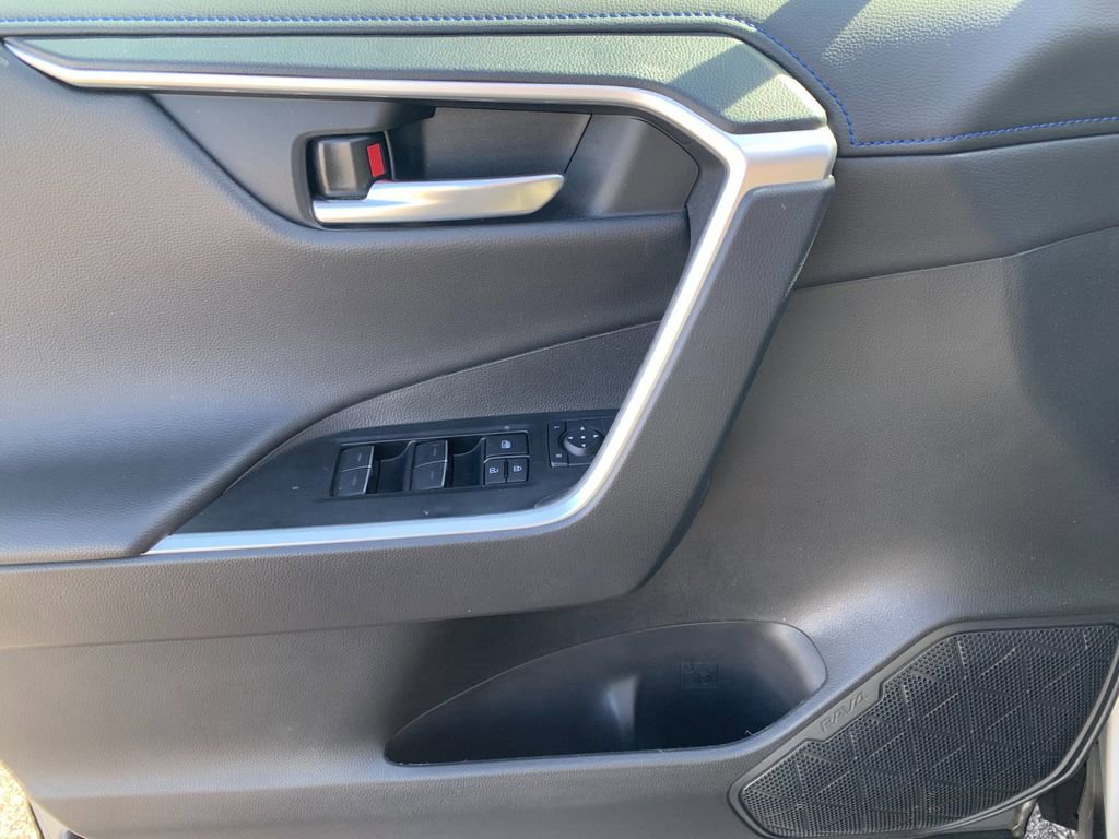 Used 2024 Toyota RAV4 XSE w/ Weather Package AWD/4WD image 12