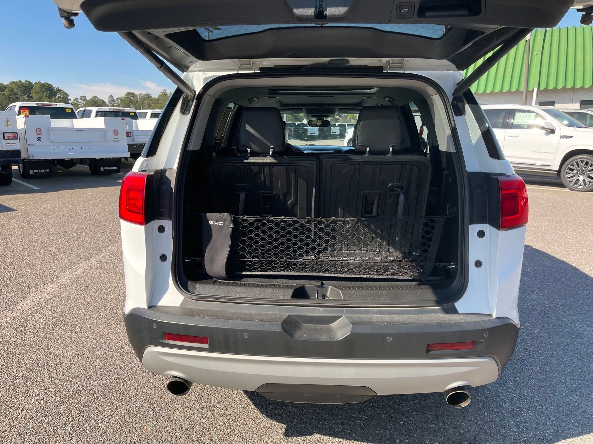 Used 2018 GMC Acadia SLT image 23