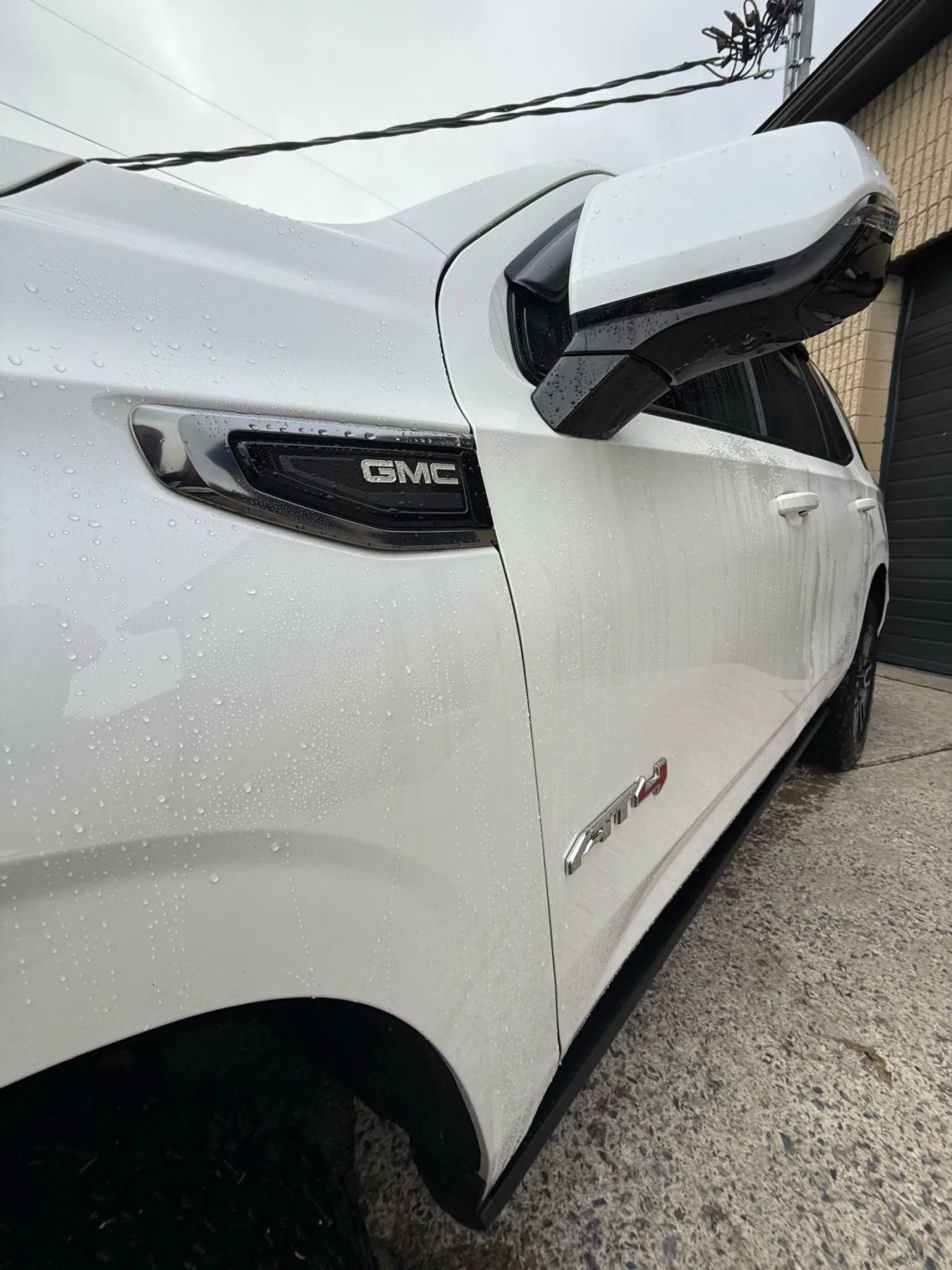 Used 2021 GMC Yukon AT4 w/ AT4 Premium Package image 14