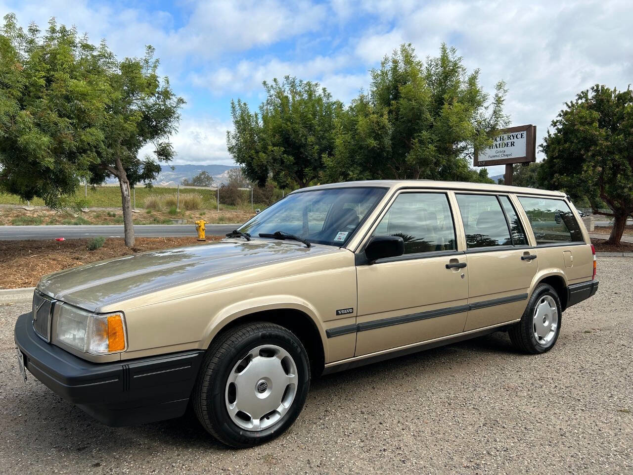 Used 1991 Volvo 740 Wagon image 4