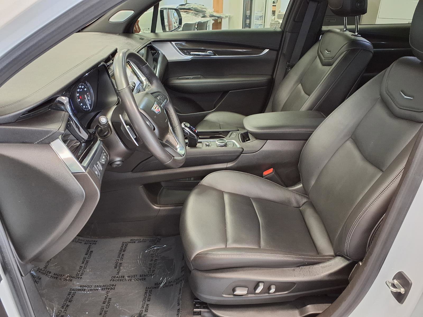 Certified 2023 Cadillac XT6 Sport w/ Technology Package AWD/4WD image 22