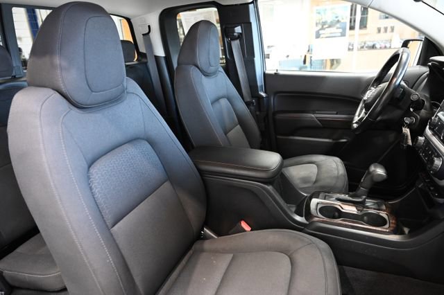 Used 2019 GMC Canyon SLE w/ Elevation Edition image 9