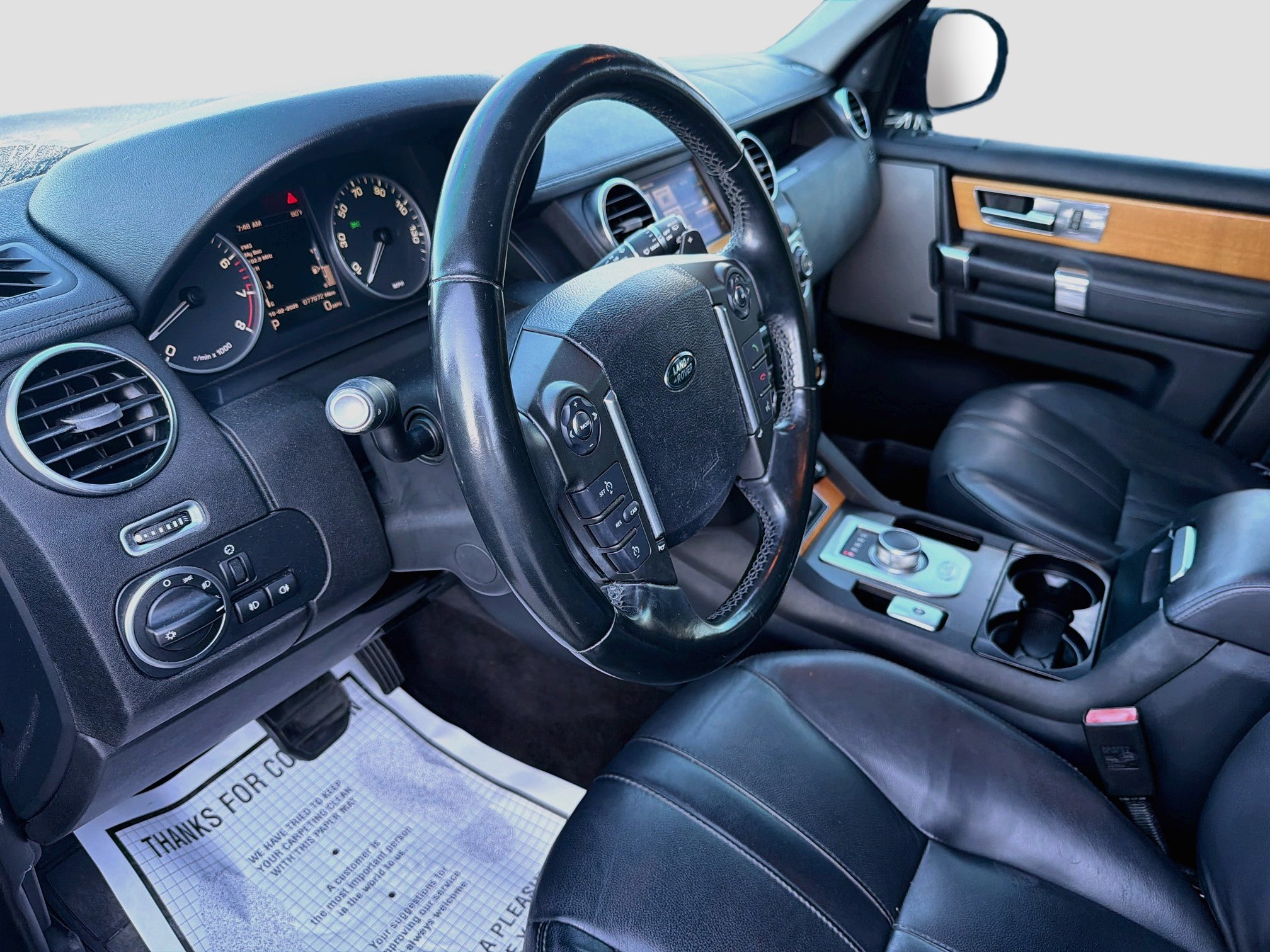 Used 2014 Land Rover LR4 HSE AWD/4WD image 25