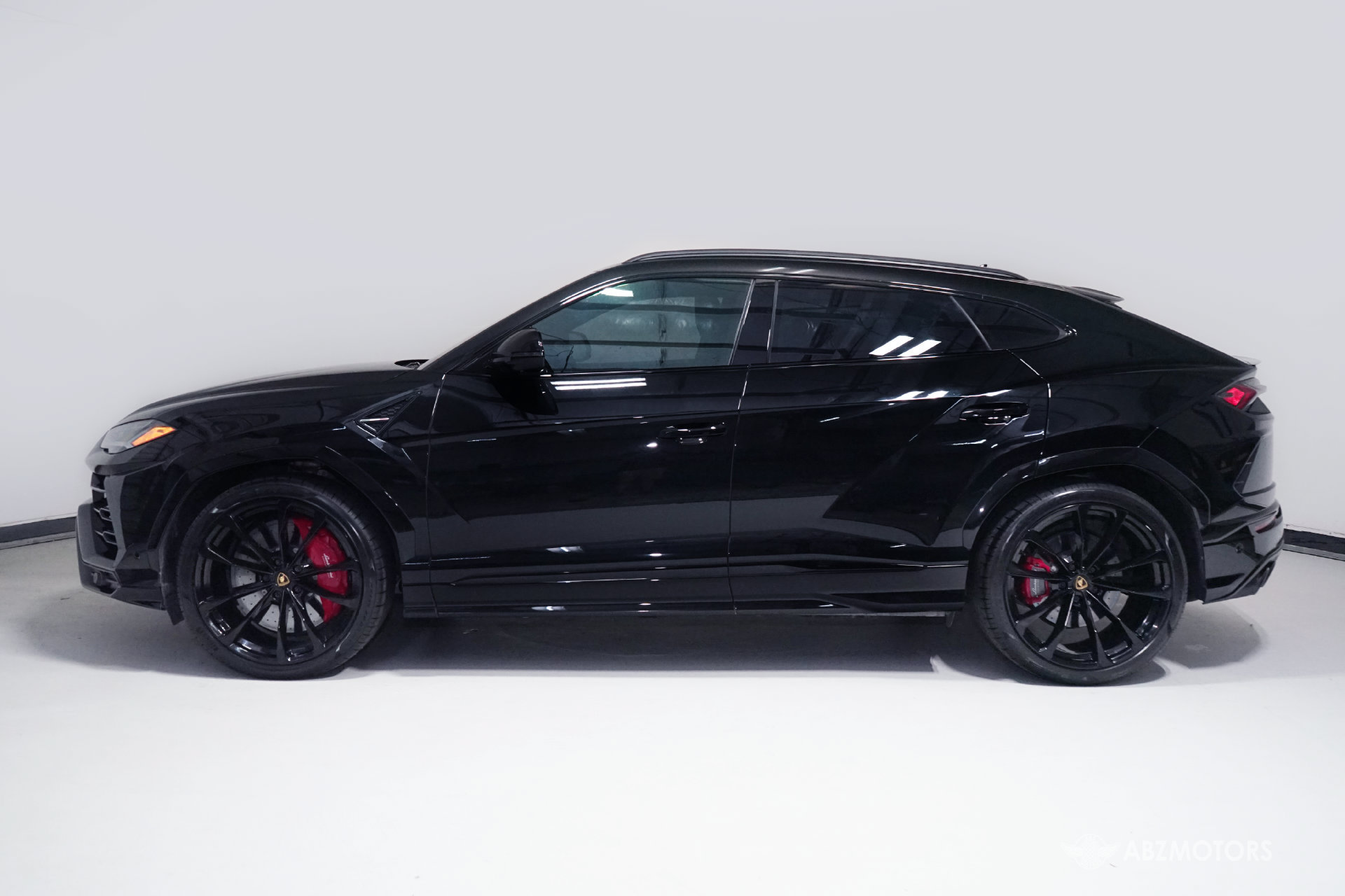 Used 2022 Lamborghini Urus AWD/4WD image 4