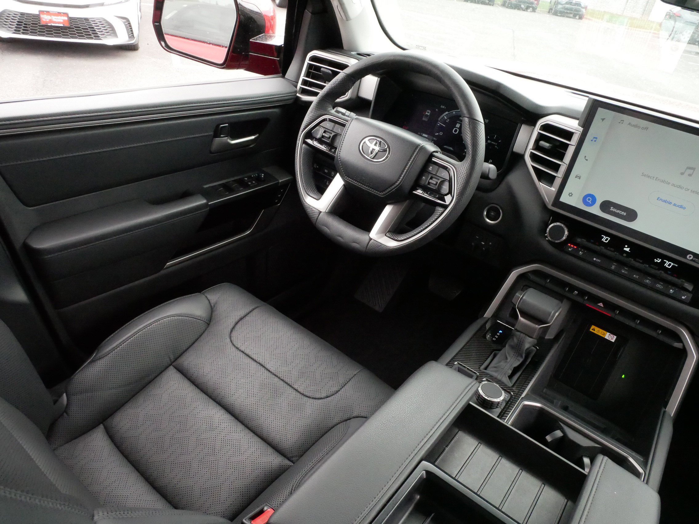 Used 2024 Toyota Tundra Limited w/ Power Package AWD/4WD image 9