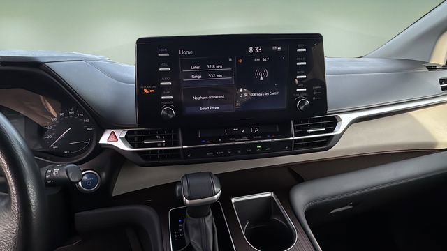 Used 2024 Toyota Sienna XLE image 26