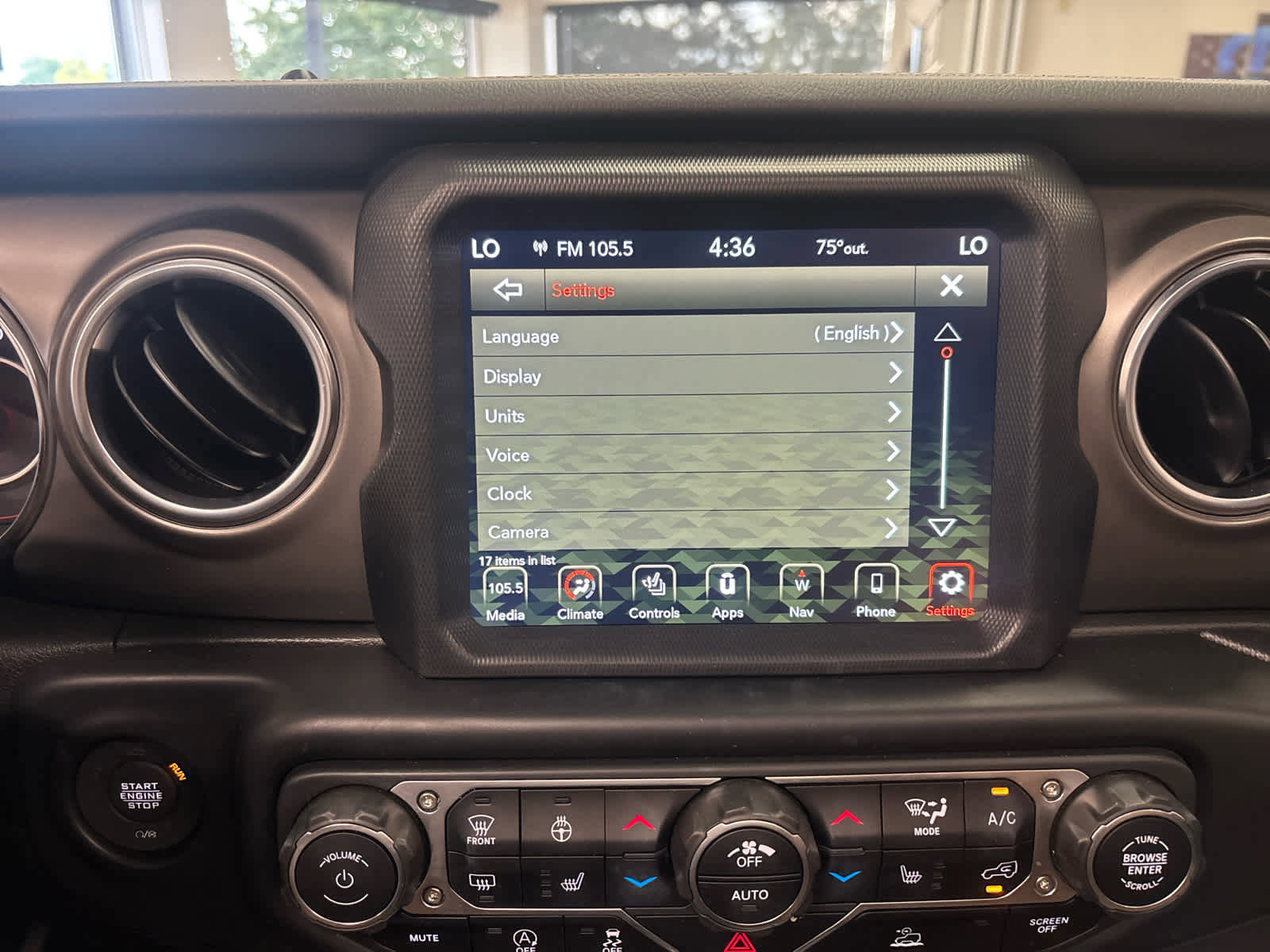 Used 2022 Jeep Gladiator Rubicon w/ Cold Weather Group image 39