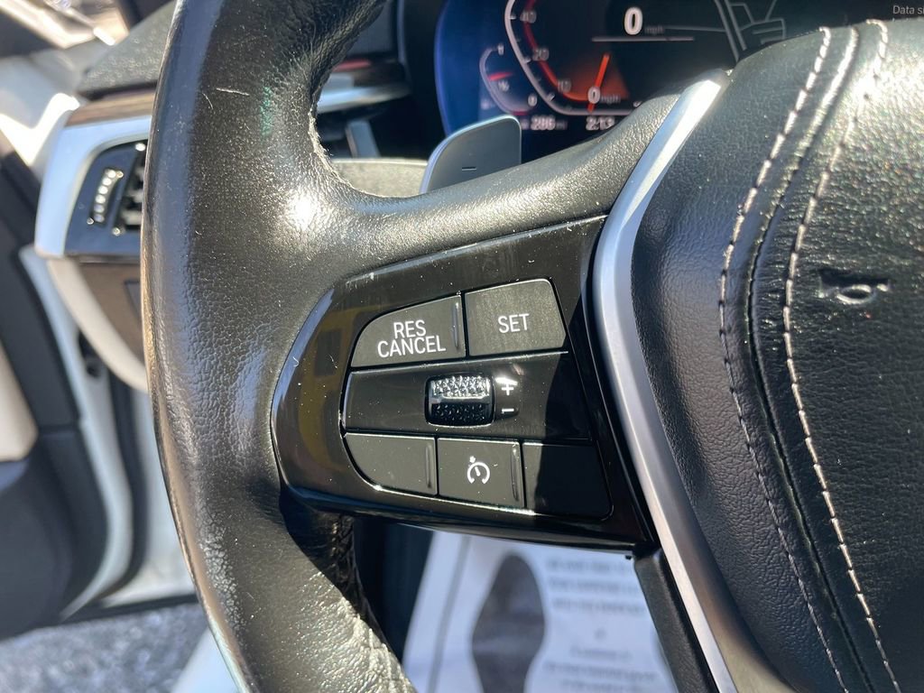 Used 2020 BMW 530i xDrive w/ Convenience Package AWD/4WD image 16