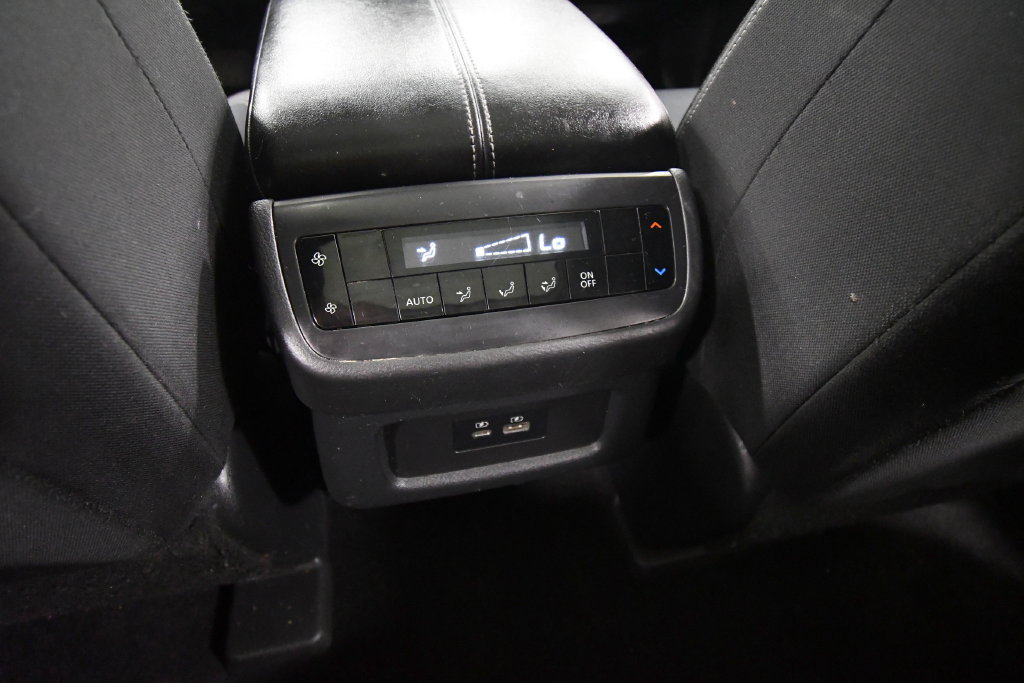 Used 2022 Nissan Pathfinder SV w/ SV Premium Package AWD/4WD image 17