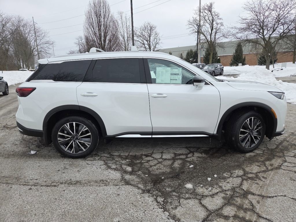 New 2026 INFINITI QX60 Luxe image 30