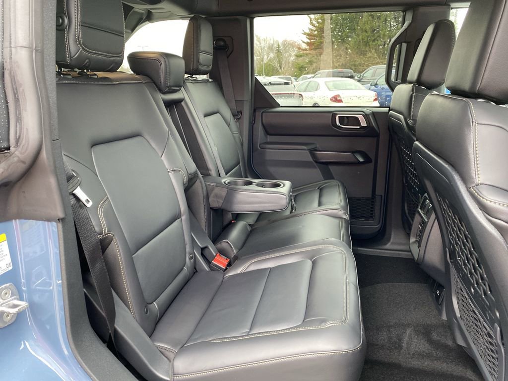 New 2025 Ford Bronco Badlands image 41