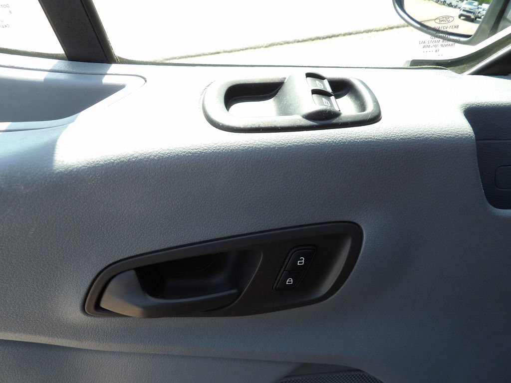 Used 2019 Ford Transit 150 XLT RWD image 15