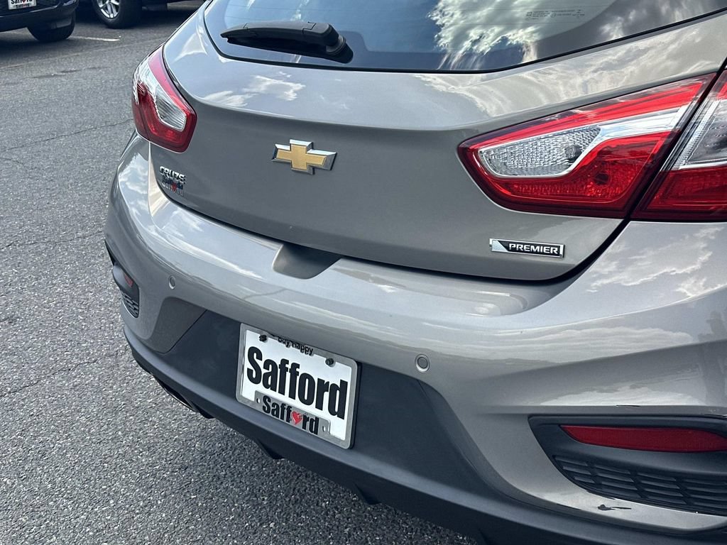 Used 2017 Chevrolet Cruze Premier FWD image 12