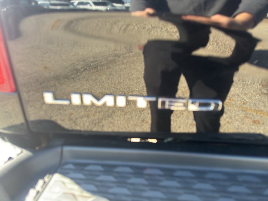 Used 2024 RAM 2500 Limited image 38