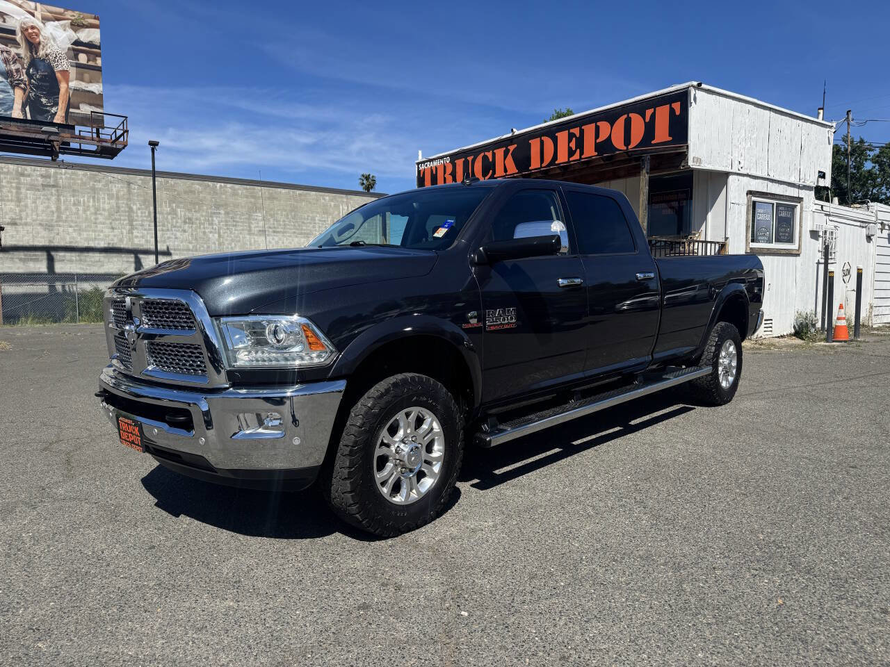 Used 2018 RAM 2500 Laramie image 3