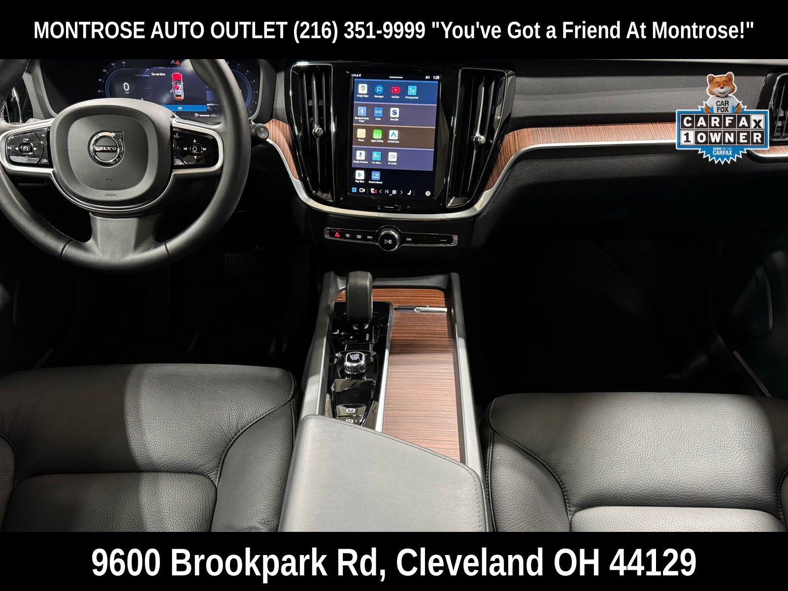 Used 2025 Volvo V60 B5 Cross Country Plus image 2