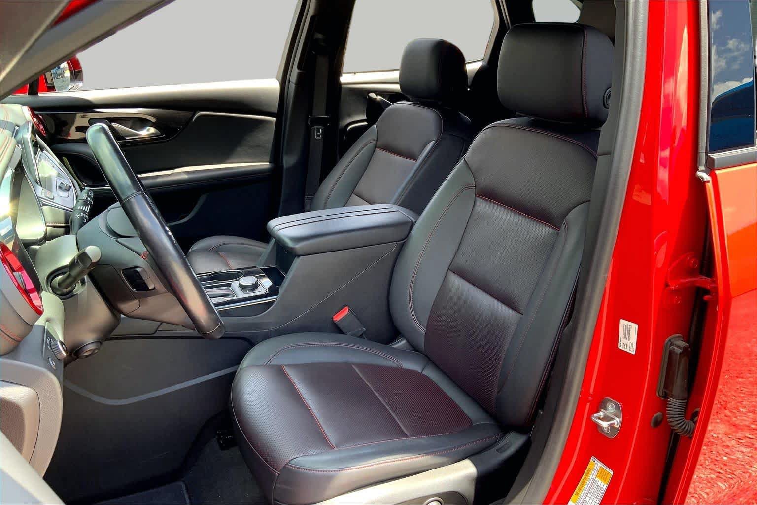 Used 2022 Chevrolet Blazer RS w/ Enhanced Convenience Package FWD image 8