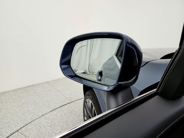 New 2027 Volvo XC90 B6 Plus AWD/4WD image 23