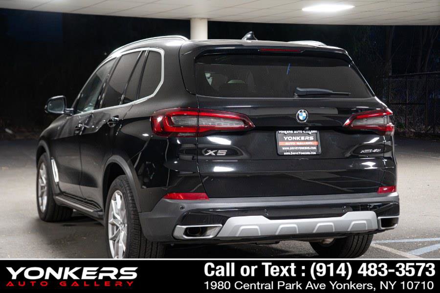 Used 2023 BMW X5 xDrive40i w/ Premium Package image 41