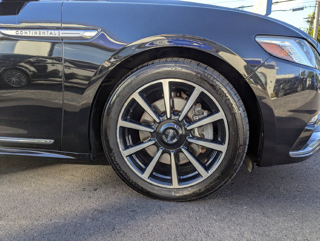 Used 2017 Lincoln Continental Reserve AWD/4WD image 49