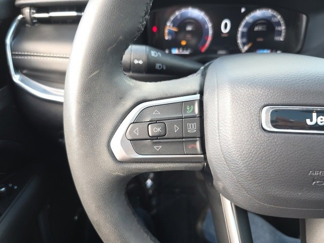 Used 2024 Jeep Compass Limited w/ High Altitude Package image 19