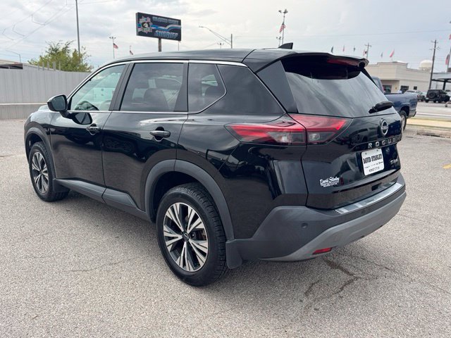Used 2023 Nissan Rogue SV AWD/4WD image 4