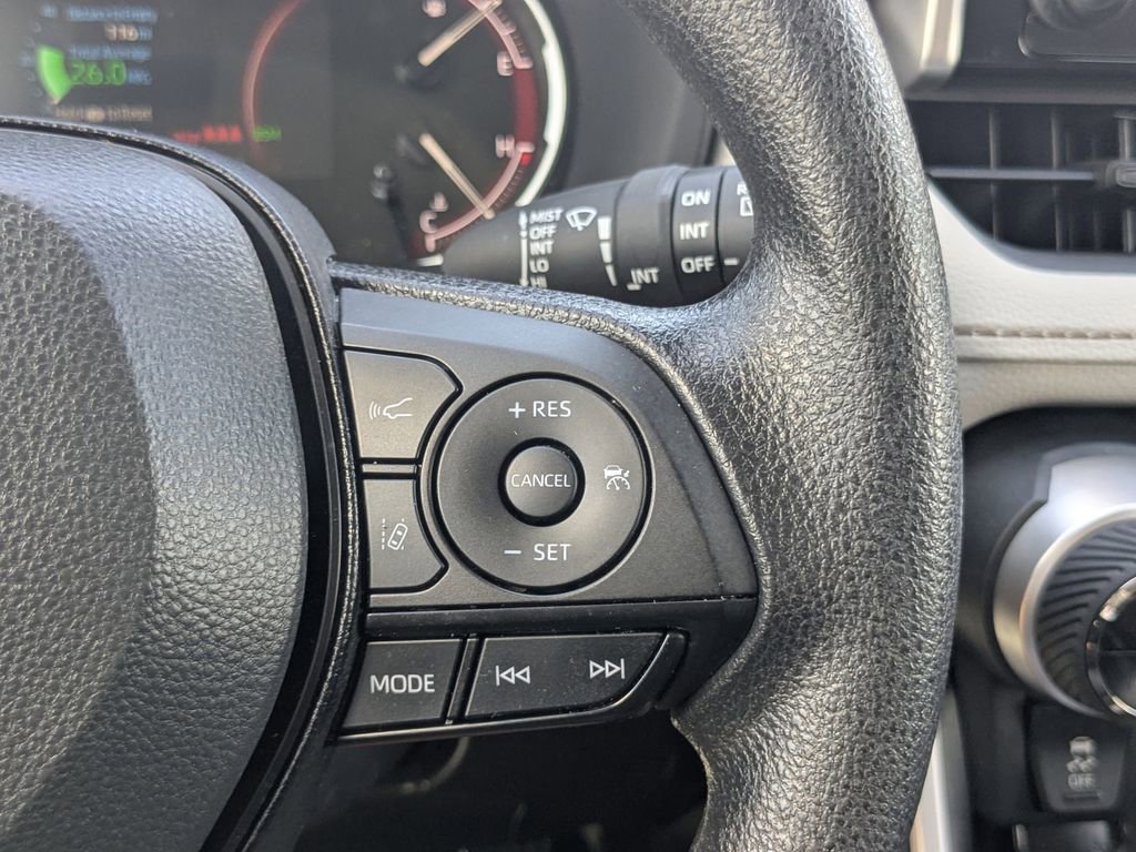 Used 2025 Toyota RAV4 XLE w/ Convenience Package image 20