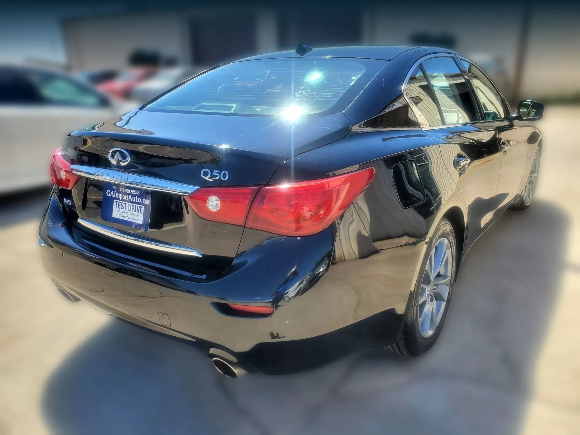 Used 2015 INFINITI Q50 Premium w/ Deluxe Touring Package AWD/4WD image 10