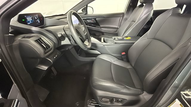 Used 2023 Subaru Solterra AWD image 12