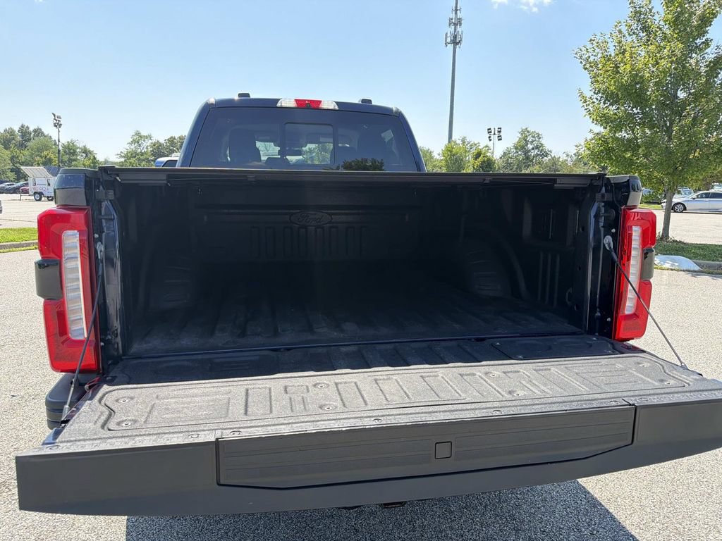 Used 2024 Ford F250 XLT w/ Black Appearance Package AWD/4WD image 29