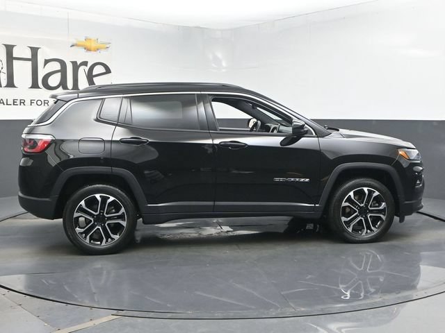 Used 2023 Jeep Compass Limited w/ Sun and Sound Group AWD/4WD image 37