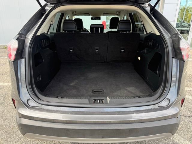 Used 2022 Ford Edge SEL image 10