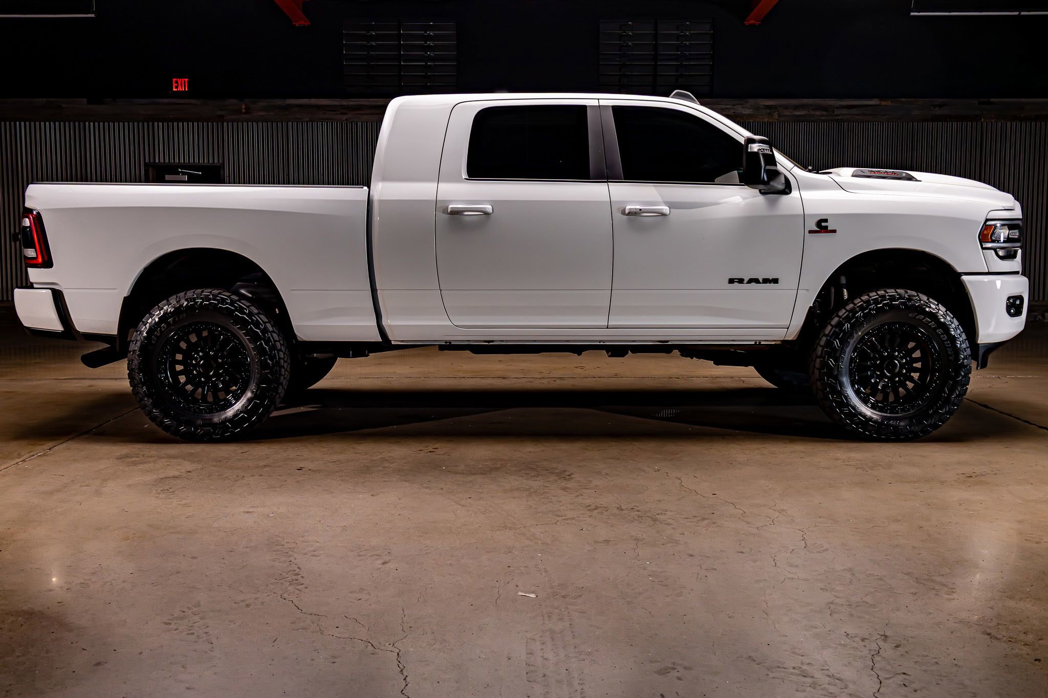 Used 2023 RAM 2500 Laramie image 11