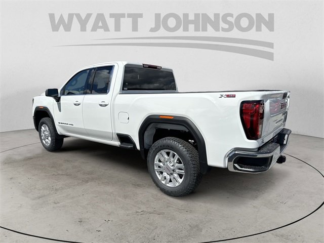 Used 2024 GMC Sierra 2500 SLE w/ SLE Value Package; image 3