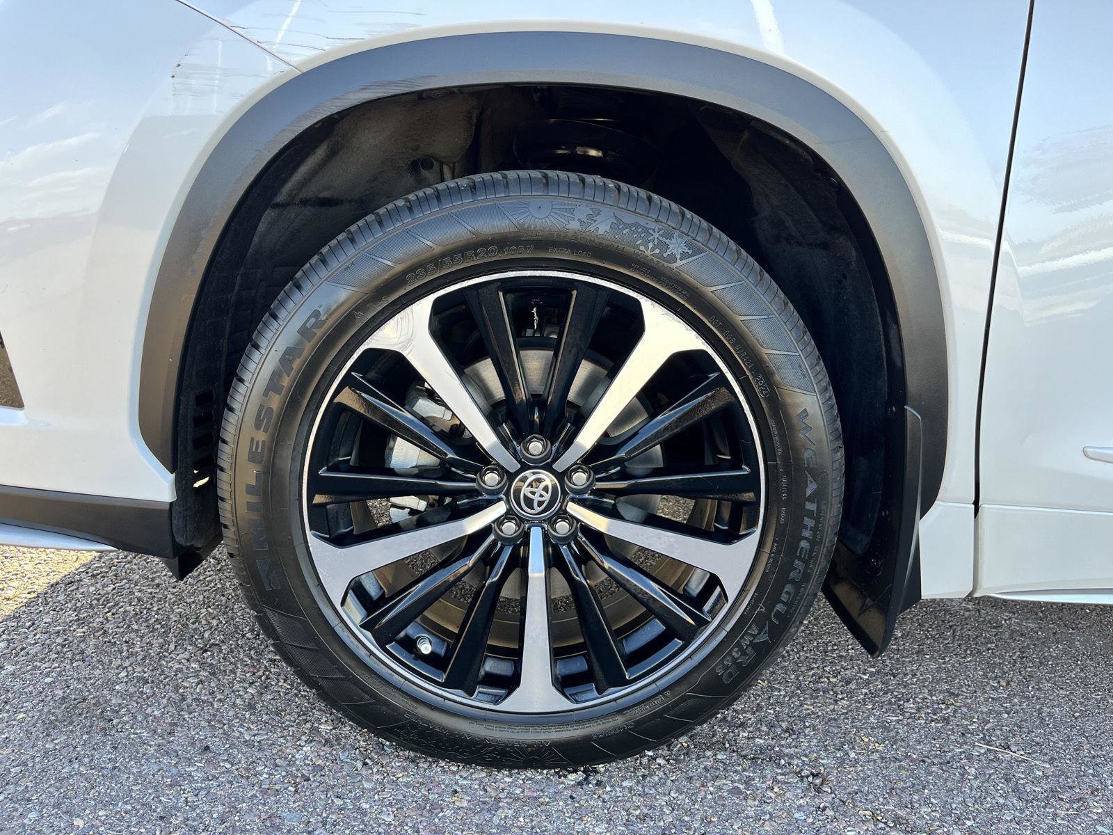 Used 2021 Toyota Highlander XSE image 44