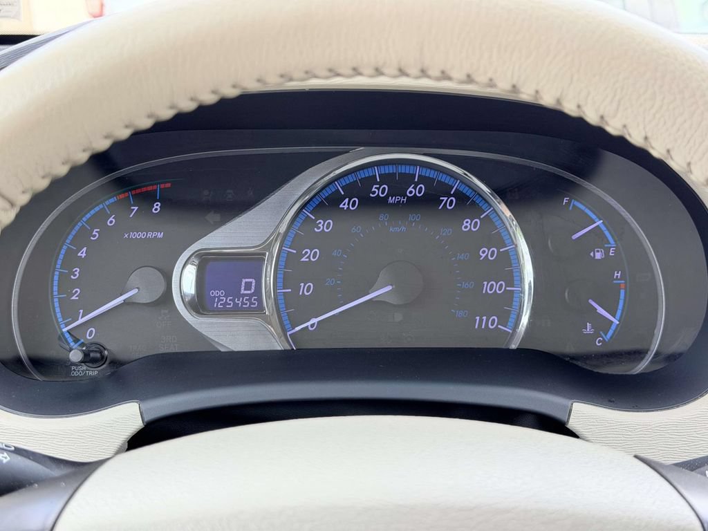 Used 2013 Toyota Sienna XLE FWD image 10