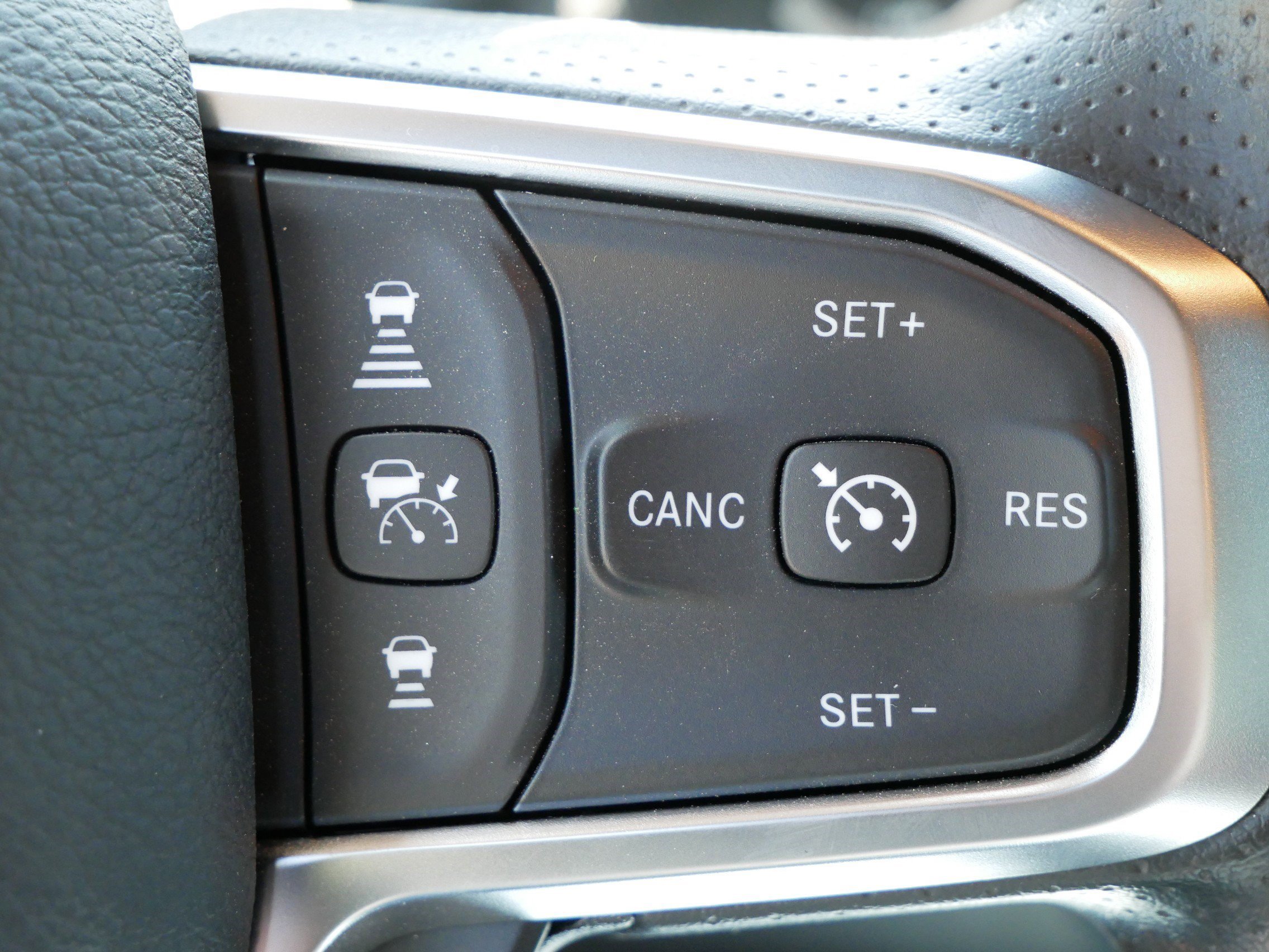 New 2025 RAM 2500 Tradesman AWD/4WD image 15