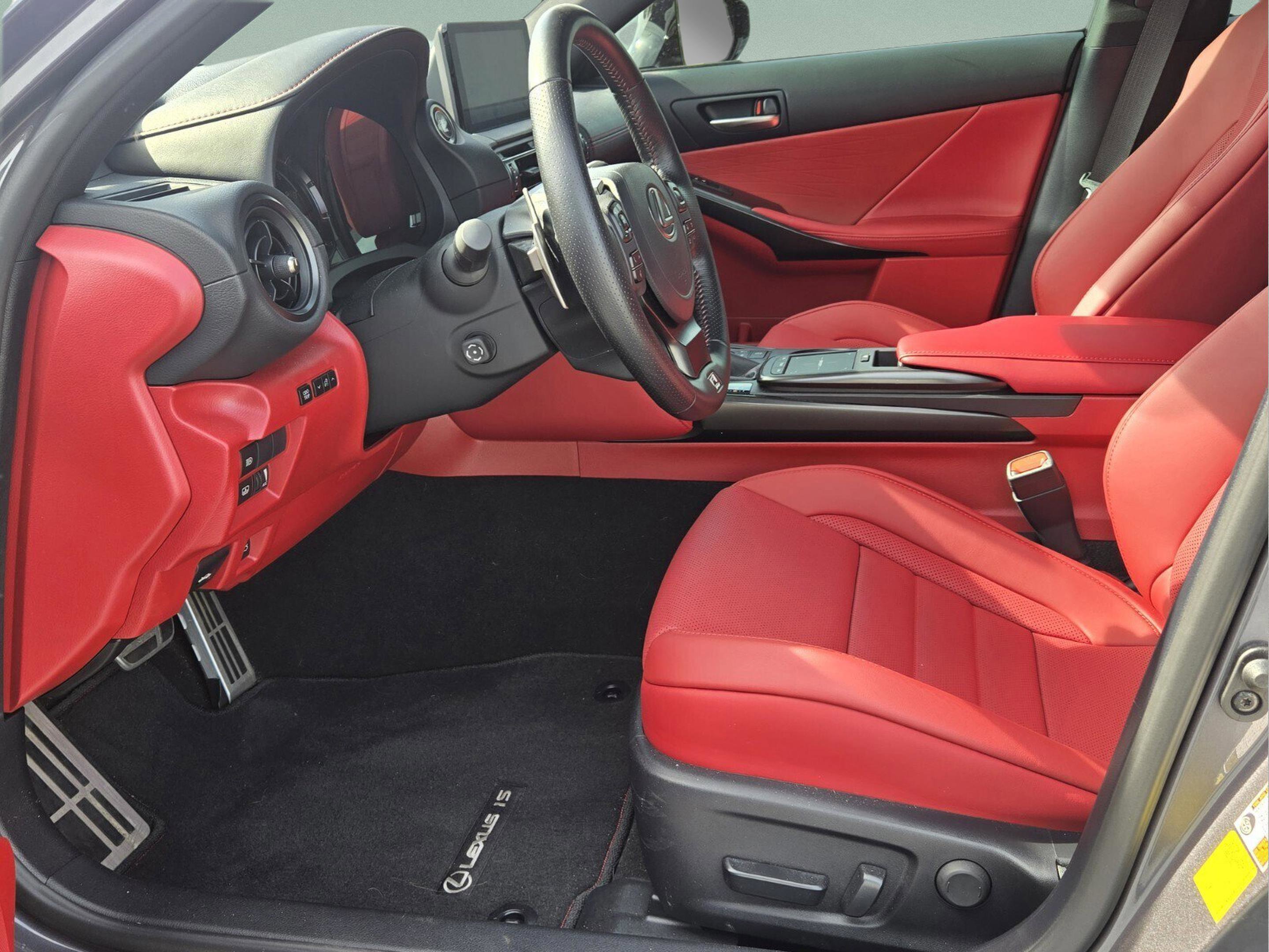 Certified 2024 Lexus IS 500 RWD image 9