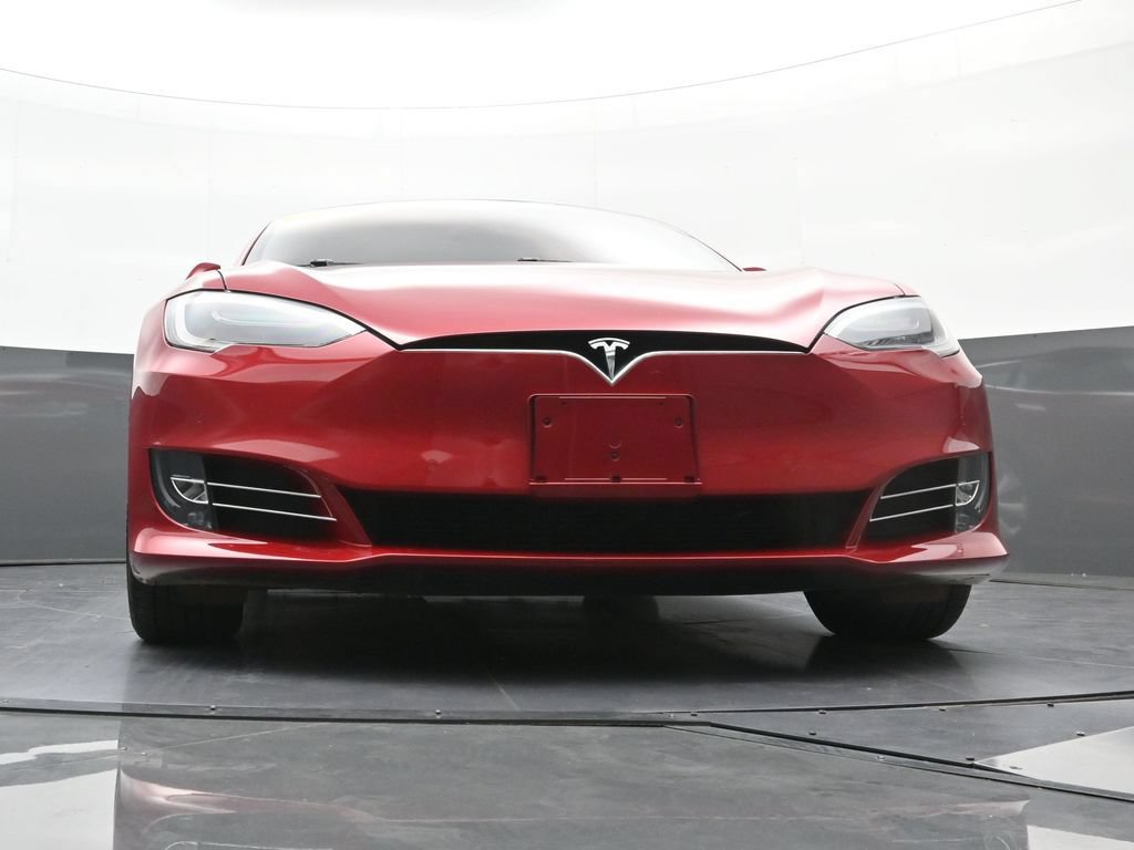 Used 2021 Tesla Model S Performance AWD/4WD image 22