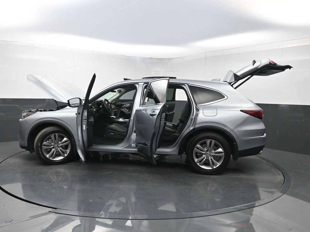 Used 2023 Acura MDX FWD image 41