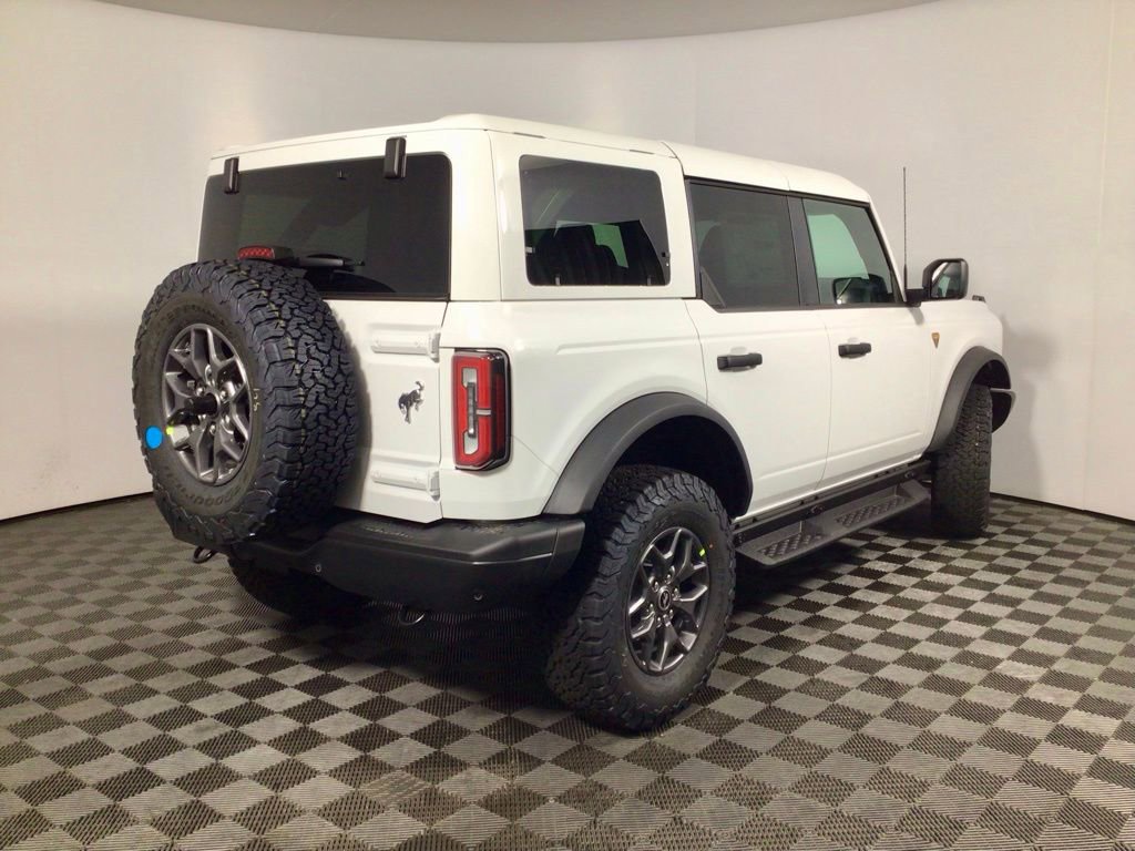 New 2025 Ford Bronco Badlands image 14