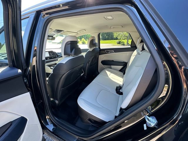 Used 2023 Kia Sportage EX AWD/4WD image 18