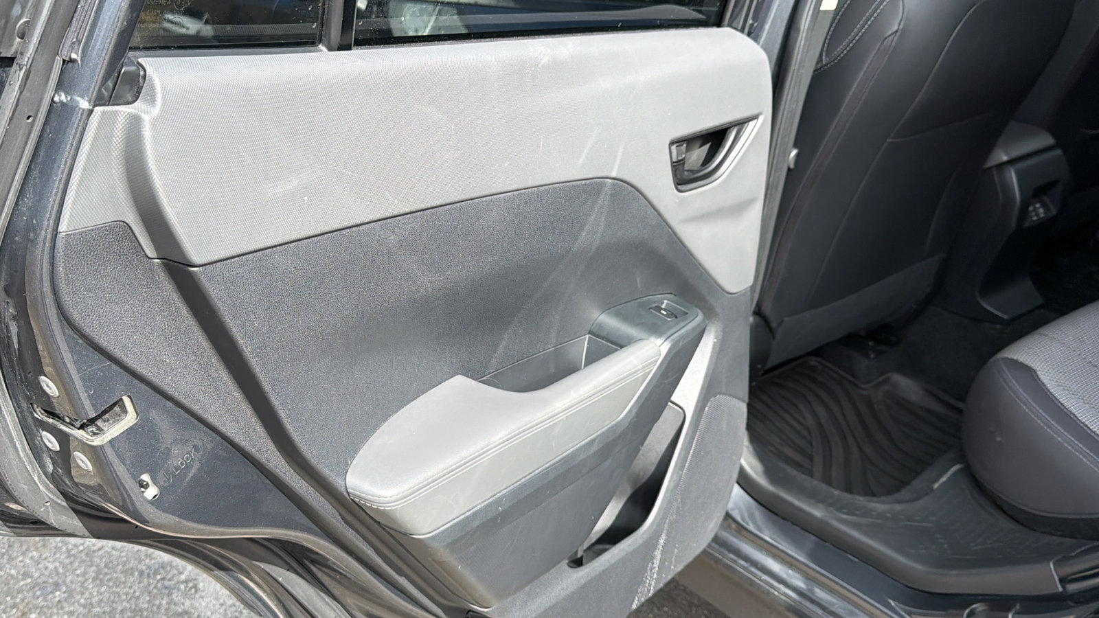 Used 2024 Subaru Crosstrek 2.0i Premium image 23