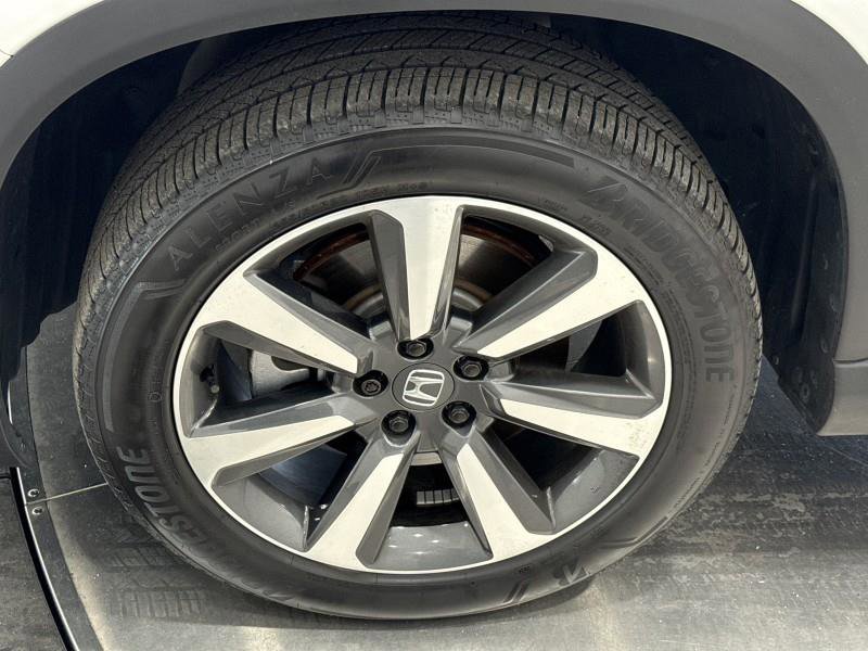 Used 2025 Honda Pilot Elite image 58