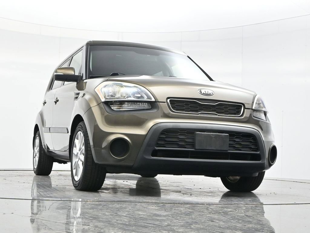 Used 2013 Kia Soul + image 41