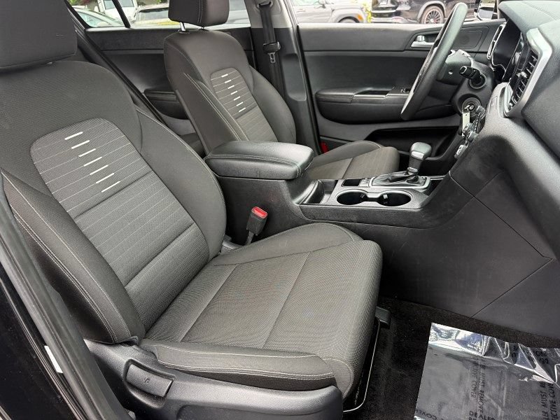Used 2021 Kia Sportage LX w/ LX AWD Popular Package image 16