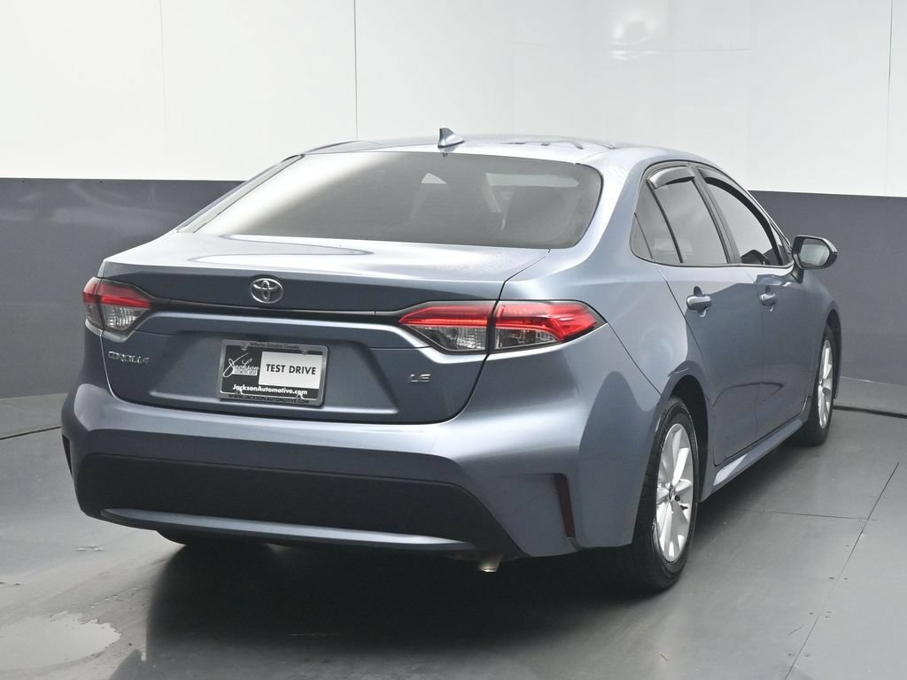 Used 2021 Toyota Corolla LE w/ LE Convenience Package FWD image 7